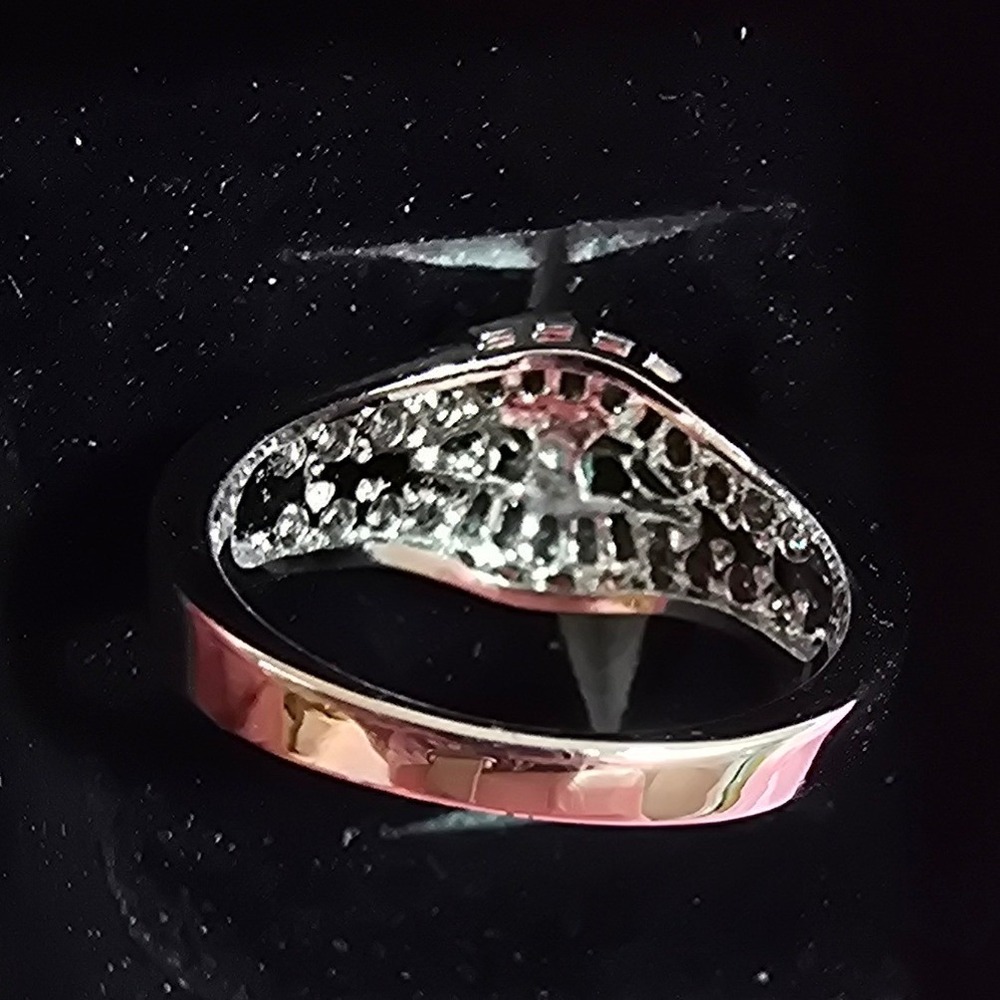 Womens CZ Round Cut Baguette Accent Bridal Ring Set Silver Tone Size 6.5 - Picture 6 of 10